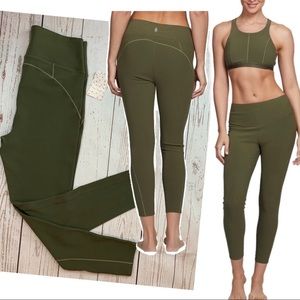 Free People Movement High-Rise Olive Green Legging Size L